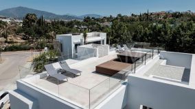 Villa for sale in El Campanario, Estepona Öst