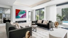 Villa for sale in El Campanario, Estepona Öst