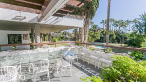 Villa en venta en Guadalmina Baja