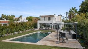 Villa for sale in Guadalmina Baja, San Pedro de Alcantara