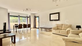 Apartment for sale in Los Capanes del Golf, Benahavis