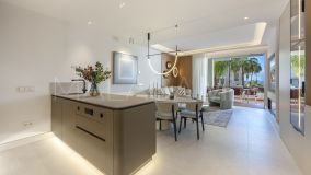 Apartamento en venta en Bahía del Velerín, Estepona Este