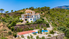Villa en venta en Forest Hills, Altos de Estepona