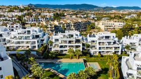 Duplex Penthouse for sale in Cortijo del Golf, Estepona Est
