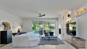 Villa for sale in El Paraiso, Estepona Est