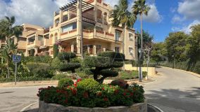 Appartement rez de chaussée for sale in Atalaya Golf, Estepona Est