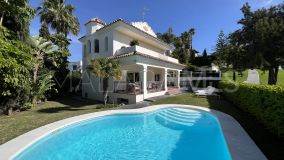 Villa en venta en Guadalmina Alta, San Pedro de Alcantara