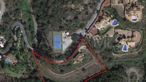 Villa en venta en Puerto del Almendro, Benahavis