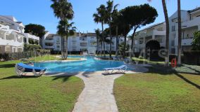 Ático en venta en El Presidente, Estepona Este