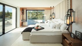 Villa for sale in Las Brisas, Nueva Andalucia