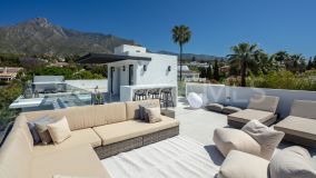 Villa for sale in Nagüeles, Marbella Golden Mile