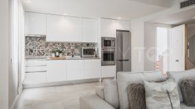 Comprar apartamento en Los Naranjos de Marbella de 2 dormitorios