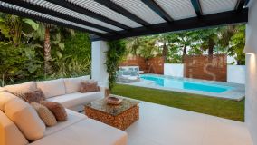 Villa en venta en Casablanca, Marbella Golden Mile