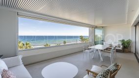 Apartamento en primera línea de Playa en Estepona