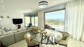 Stunning penthouse for sale in Sol de Mallorca in a sought after community