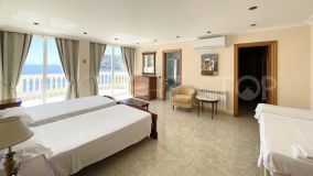 Comprar villa de 3 dormitorios en Camp de Mar