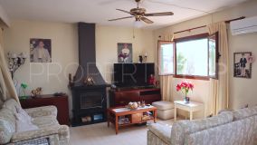 Pareado con 4 dormitorios en venta en Santa Ponsa