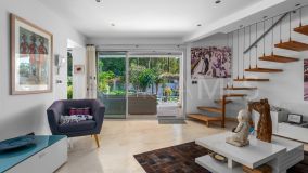 Villa en venta en Linda Vista Baja, San Pedro de Alcantara