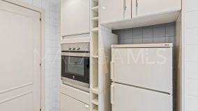 Markplanslägenhet for sale in Los Dragos, Nueva Andalucia