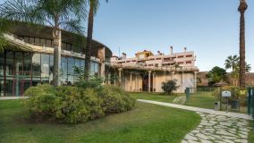 Duplex Penthouse for sale in Parque Botanico, Estepona East