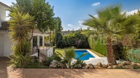 Villa till salu på Nueva Andalucia, Marbella