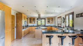 Monte Mayor 6 bedrooms villa for sale
