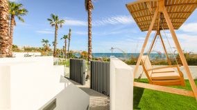 For sale town house in Estepona
