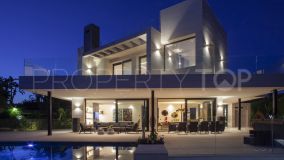 Villa for sale in Nueva Andalucia, 4,995,000 €