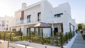 Semi Detached House for sale in New Golden Mile, Estepona East