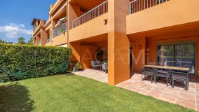 Apartamento Planta Baja en venta en Benatalaya, Estepona Este
