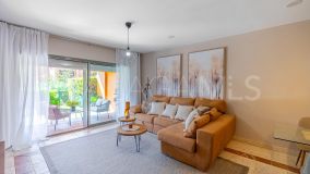 Apartamento Planta Baja en venta en Benatalaya, Estepona Este