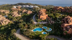 Duplex Penthouse for sale in La Mairena, Marbella Est