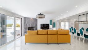 Villa en venta en Rio Real, Marbella Este