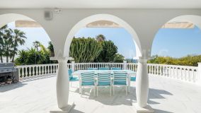 Villa en venta en Rio Real, Marbella Este