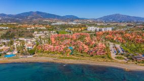 Appartement for sale in Las Salinas, Estepona Est