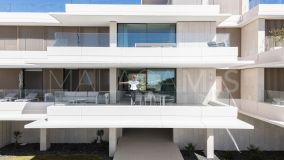 Lägenhet for sale in Real de La Quinta, Benahavis