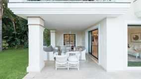 Villa for sale in Los Arqueros, Benahavis