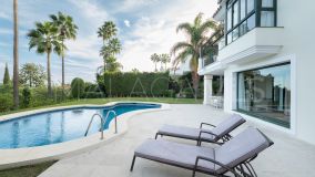 Villa for sale in Los Arqueros, Benahavis