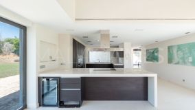 Villa zu verkaufen in Los Arqueros, Benahavis