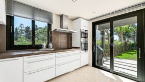 Comprar villa en Marbella Golden Mile de 5 dormitorios