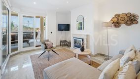 Duplex for sale in Nueva Andalucia, Marbella