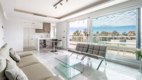 Penthouse for sale in San Pedro de Alcantara, 1,375,000 €