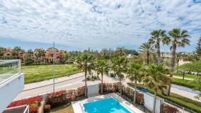 Penthouse for sale in San Pedro de Alcantara, 1,375,000 €