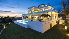 Comprar villa en Benahavis de 6 dormitorios