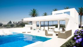 For sale Casares Playa villa with 4 bedrooms