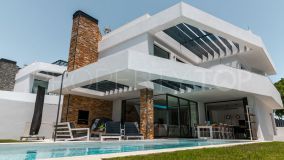 Villa for sale in Marbella City, 1,950,000 €