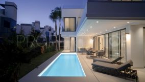 Villa for sale in Marbella Golden Mile, 3,245,000 €