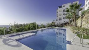 Penthouse for sale in Estepona, 349,000 €