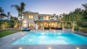 Villa for sale in Marbella City, 2,275,000 €