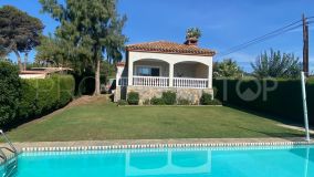 Villa en venta en Estepona, 510.000 €